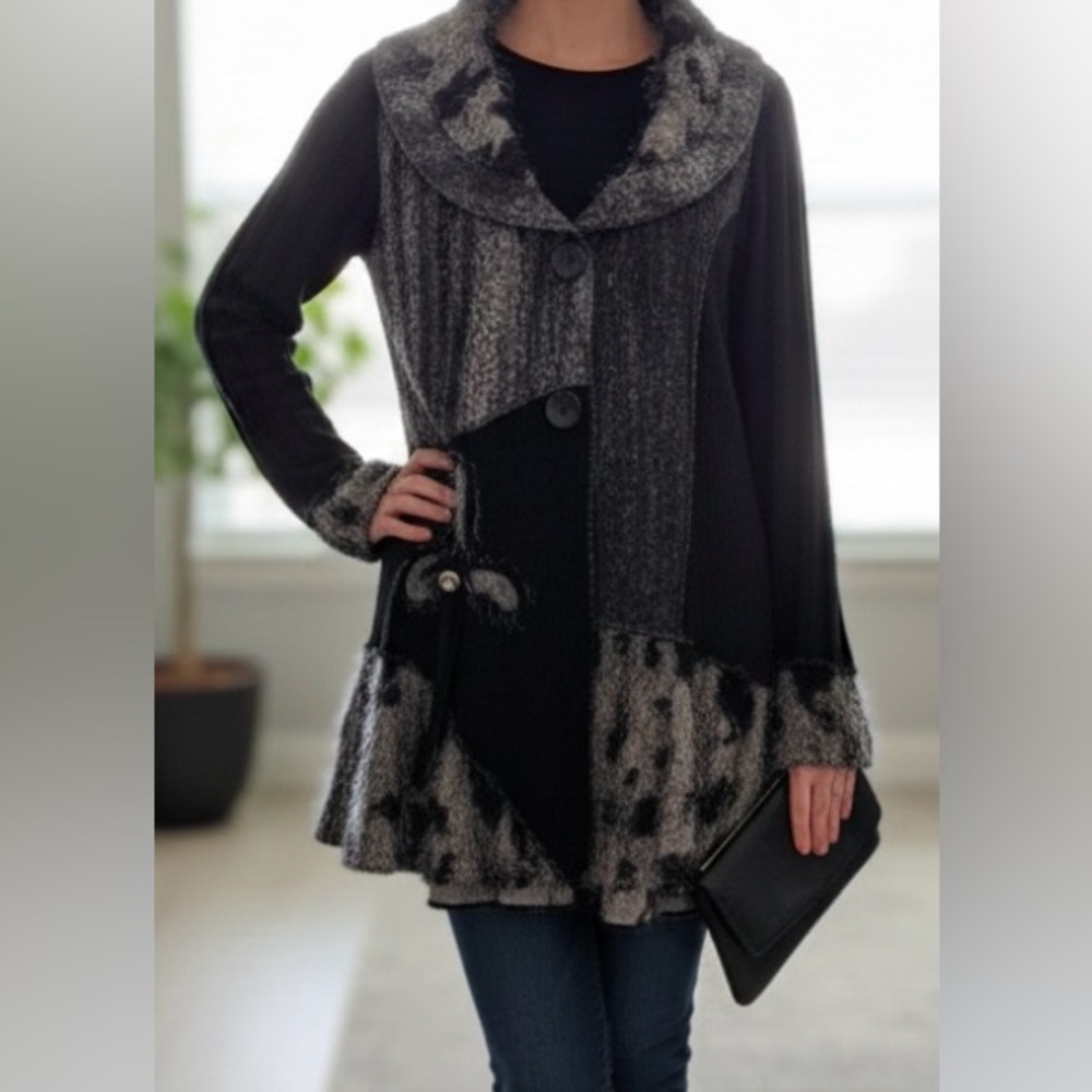Sioni Black/Gray Mixed Media Cardigan -Size M